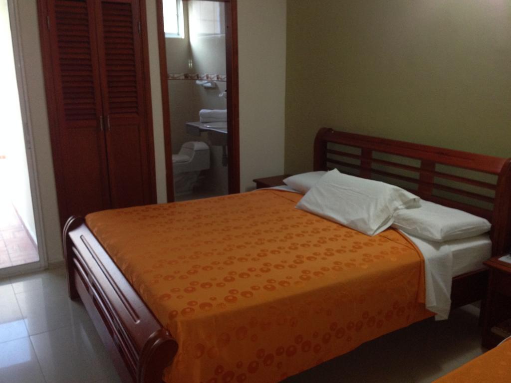Hotel San Francisco De Asis Santa Marta (Magdalena) Quarto foto